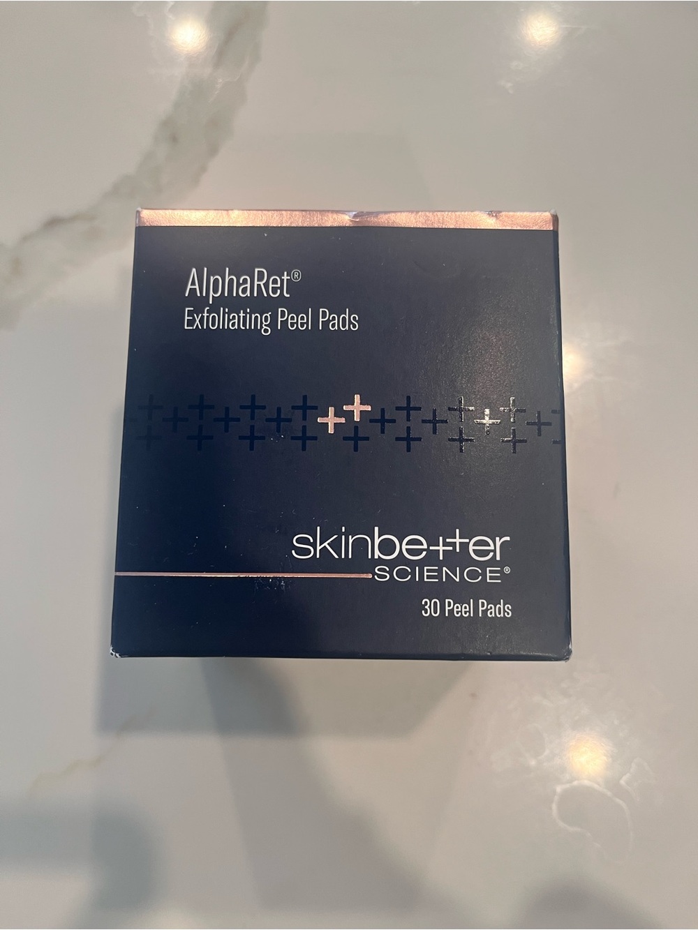 skinbetter science AlphaRet Exfoliating Peel Pads - Navy